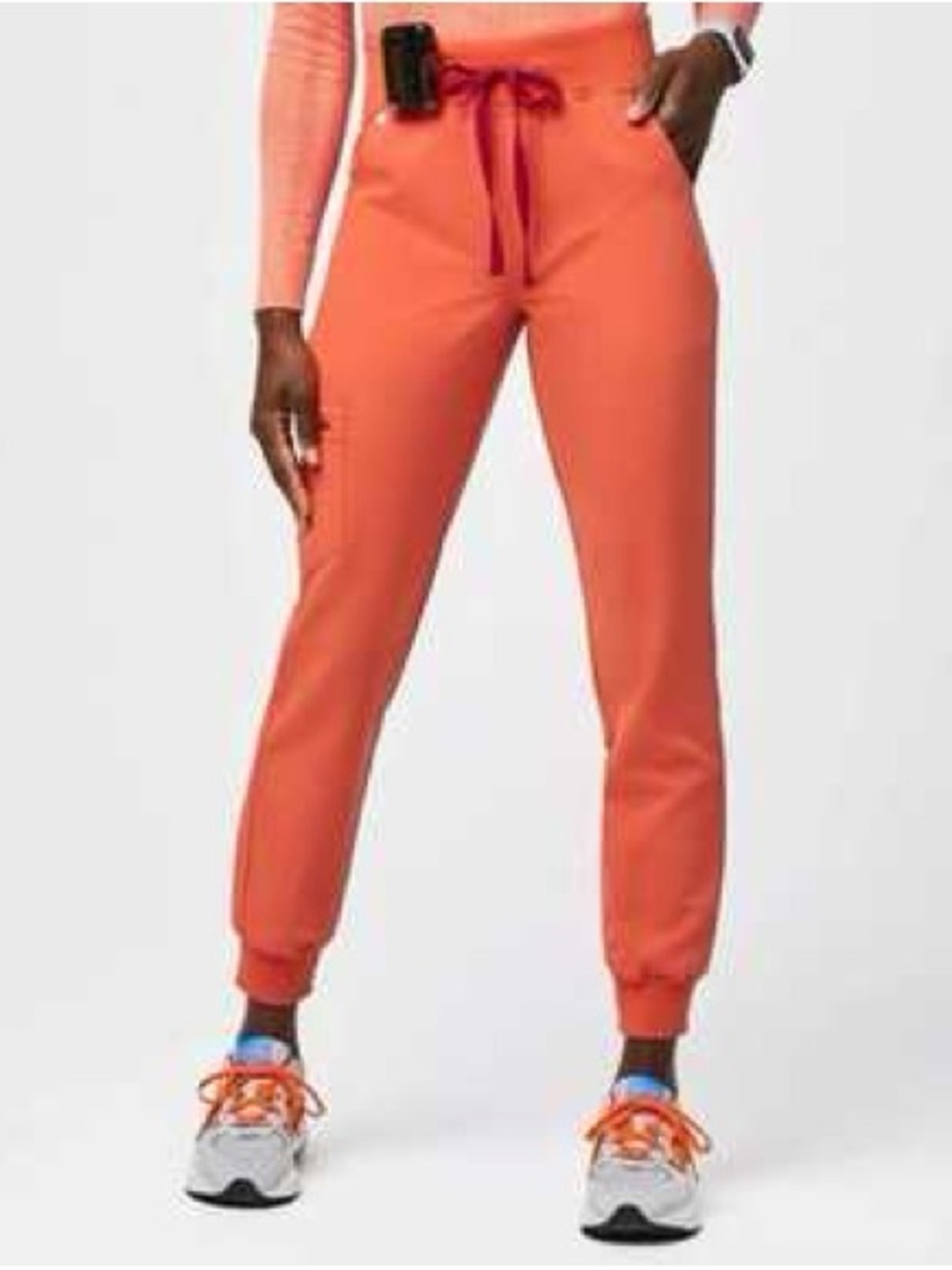 Women's Figs Zamora Jogger Scrub Pants. Sunset Orange. Small Tall. NWT. New